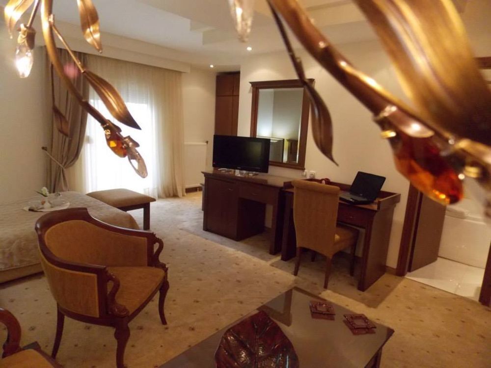 Filippos Hotel Chalkidona Dış mekan fotoğraf